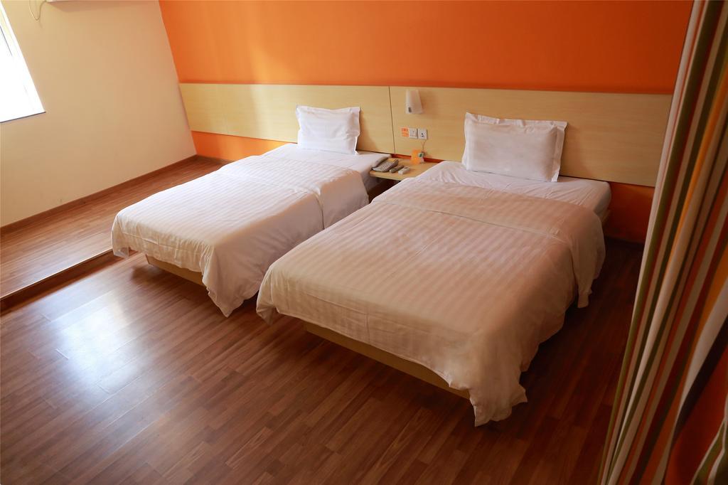 7Days Inn Guilin Ba Li Street Szoba fotó